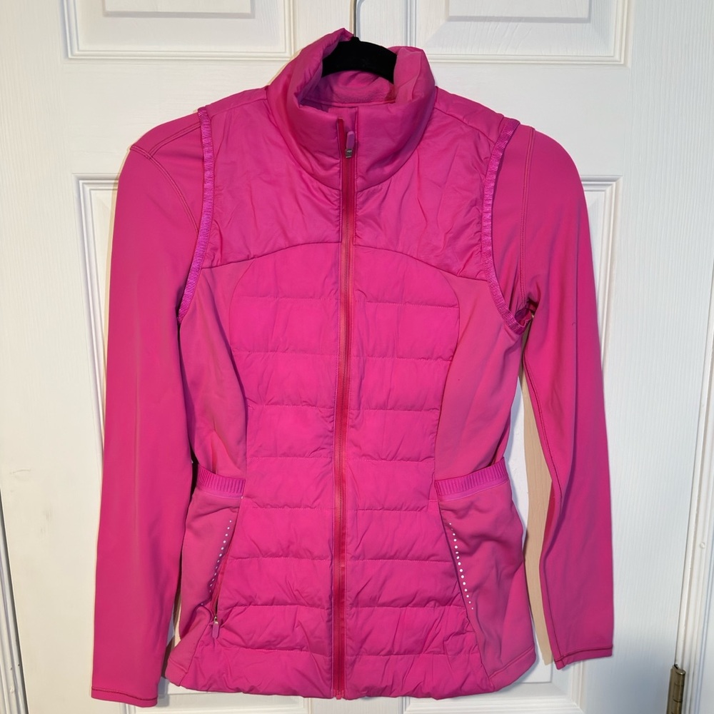 Lululemon Down for It All Vest and Wunder Train Cropped